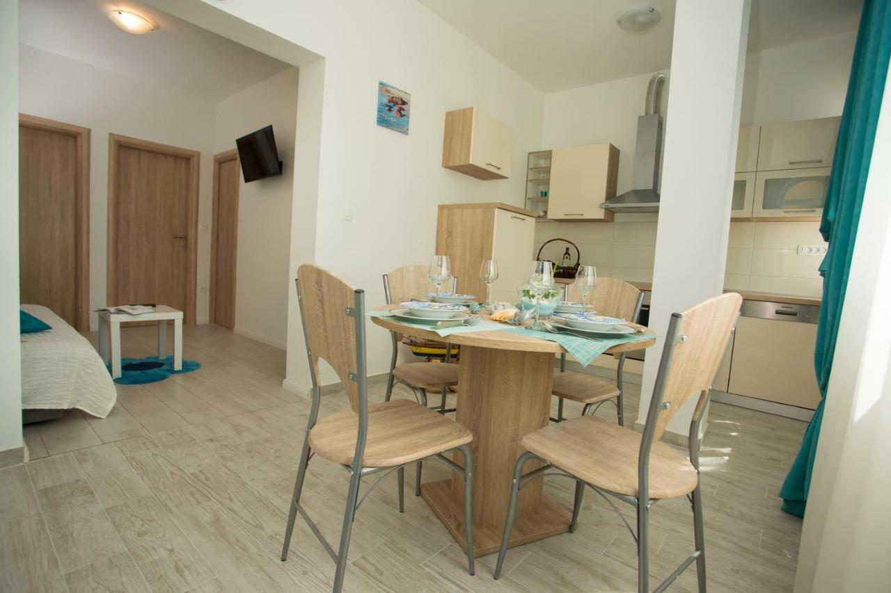 Apartments Kampanel Каштела Экстерьер фото