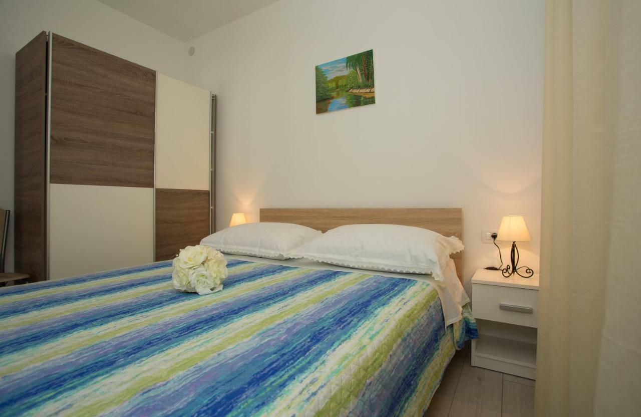 Apartments Kampanel Каштела Экстерьер фото