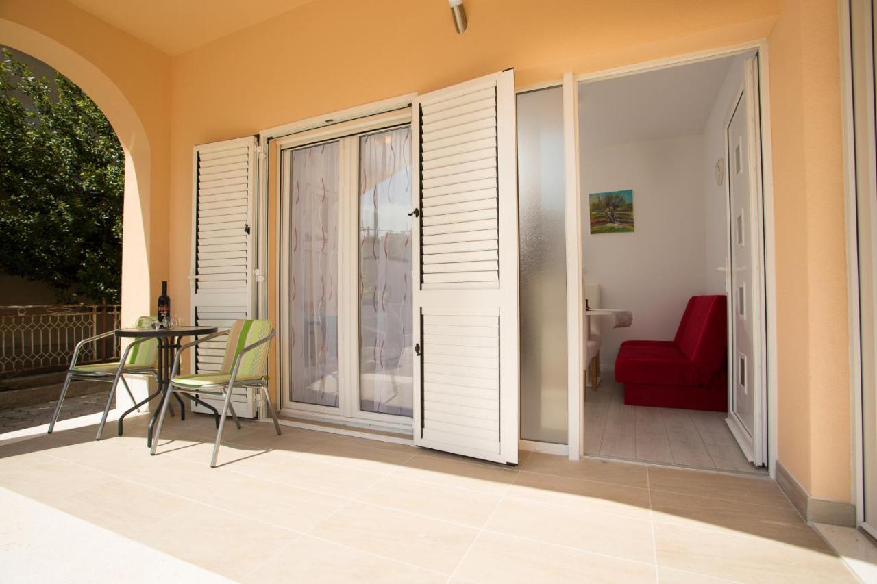 Apartments Kampanel Каштела Экстерьер фото