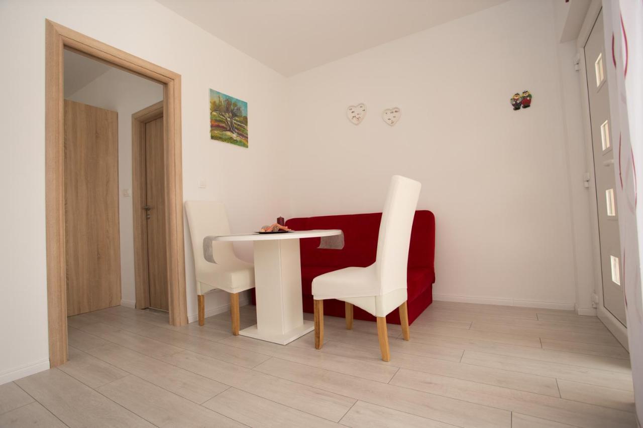 Apartments Kampanel Каштела Экстерьер фото