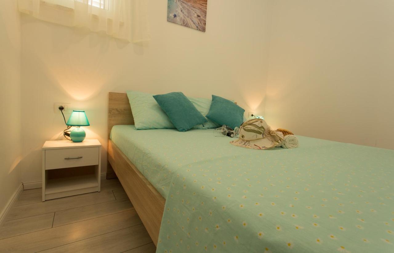 Apartments Kampanel Каштела Экстерьер фото